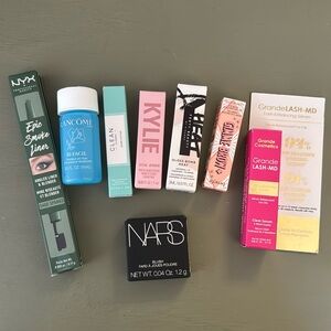 NIB Beauty Bundle